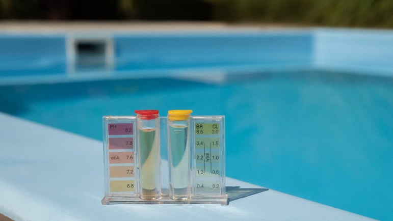 How to Raise pH in Pool and Keep the Water Balanced - 1